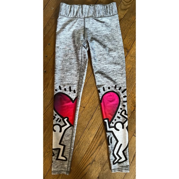 Terez x Keith Haring Uplifted Heart Heather Gray Leggings, Size S - Picture 3 of 7